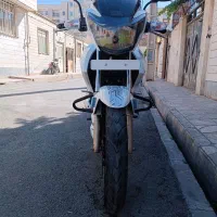 اپاچی ۱۸۰مدل ۹۳