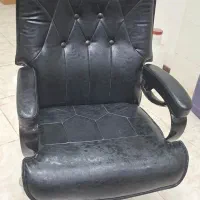 صندلی گردان مدیریت