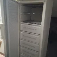 یک عدد فریزر بفروش میرسد.|یخچال و فریزر|شاهینشهر, شهرک میلاد|دیوار