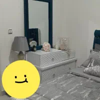 میز ارایش  نو استفاده نشد