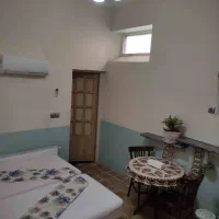 مبله سوییت مهمانسرا نزدیک پل خواجو قیمت مناسب|اجارهٔ کوتاه‌مدت آپارتمان و سوئیت|اصفهان, نقش جهان|دیوار