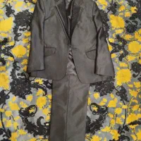 کت شلوار نو برای کودک ۷ تا ۱۰ ساله