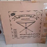 میز گرد MDF پایه فلزی و صندلی تاشو درجه ۱ نو نو|مبلمان خانگی و میز عسلی|شاهینشهر, فردوسی|دیوار