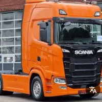 راننده پایه یک آماده همکاری