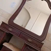 سرویس خواب دو نفره و میز آرایش