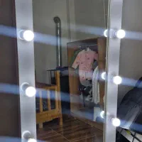 آینه قدی چراغ دار