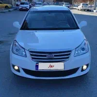 ام وی ام ۵۵۰ بدون رنگ ۹۵ در حد صفر