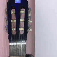 گیتار|گیتار، بیس، امپلیفایر|رباط‌کریم, رباط‌کریم|دیوار