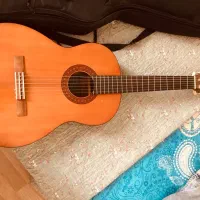 گیتار یاماها
