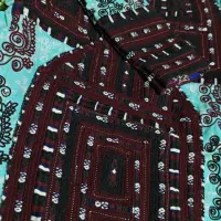 لبآص|لباس|سراوان, |دیوار