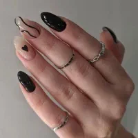 کاشت واموزش ناخن تخفیف ویژه فقط به مدت محدود