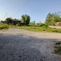 زمین وخانه