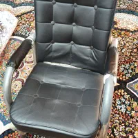 صندلی کاملا سالم بدون زدگی نو نو