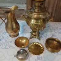 یک سری وسایل آنتیک مسی توضیحات خوانده شود