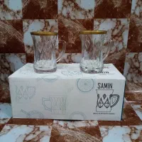 لیوان شیشه ای مدل سمین لب طلایی