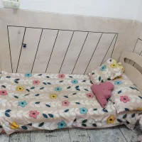 دو عدد تخت نوجوان تمیز با کفی یک تکه|تخت و سرویس خواب|نجف‌آباد, طالقانی|دیوار