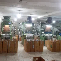 نیروی ماهر بافنده درکارگاه کش بافی بابیمه