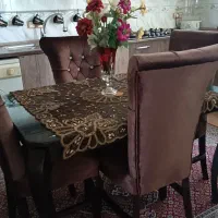 میز غذا خوری درحد نو ۴ نفره