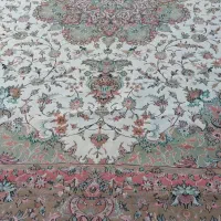 فرش‌یا‌قالی‌۱۲۰۰‌شانه‌تمام‌نخ‌در‌حد‌نو|فرش|باوی, |دیوار