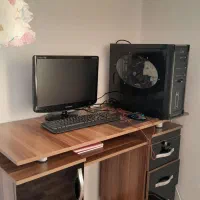 کامپیوتر به همراه تمامی اجزا و میز|رایانه رومیزی|میاندوآب, |دیوار