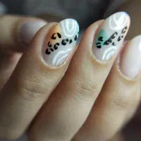 کاشت و ترمیم ناخن (آموزش تخصصی ناخن)