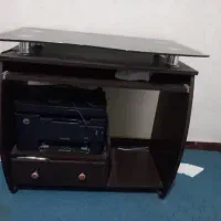 میز کامپیوتر سالم تمیز فقط یه ماه استفاده شده|میز تحریر و کامپیوتر|بندرعباس, |دیوار