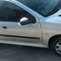 پژو ۲۰۶ صندوقدار