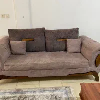 مبل ۷نفره به همراه میز وسط و ۳عدد عسلی