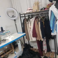 به دو تا دوزنده خانم مانتو دوزی نیازمند هستیم