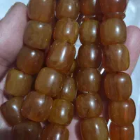 تسبیح بو دار کهنه ۳۳عددی|کلکسیون اشیاء عتیقه|میاندوآب, |دیوار