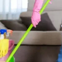 به یه خانم بابت کار در منزل نیازمندم