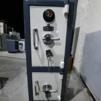 گاوصندوق ۱۰۰ خرم ۴۰ در ۴۰ / گاو صندوق اصل|ابزارآلات|تهران, خلیج فارس|دیوار