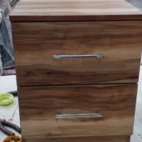 پا تختی دو کشو|تخت و سرویس خواب|رشت, آزادگان|دیوار