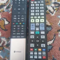 دو عدد کنترل تلویزیون