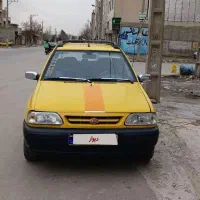 تاکسی پراید