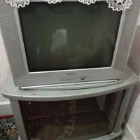 تلویزیون سامسونگ 29 اینچ سالم به همراه میز|تلویزیون و پروژکتور|مشهد, چهارچشمه|دیوار