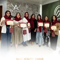 مدرسه پوست کرج آموزش و خدمات فیشال و پاکسازی پوست