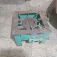 اجاق دو شعله سالم .یک عدد درب آهنی