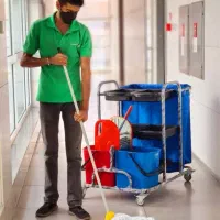 استخدام نظافتچی با بیمه و ۲۰ میلیون حقوق