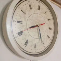 ساعت دیواری