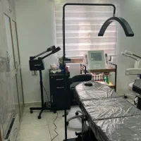 اجاره اتاق در سالن زیبایی/شخصی یا اشتراکی|اجارهٔ دفتر کار، اتاق اداری، مطب|رشت, کاکتوس|دیوار