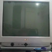 تلویزیون ال جی به همراه یک دیجیتال