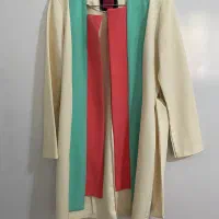 مقداری لباس به علت مهاجرت