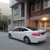 آزرا گرنجور