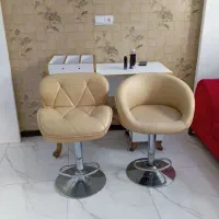 میز ناخن  استند ناخن  صندلی جکدار دستگاه بخور|آرایشگاه و سالن‌های زیبایی|تهران, مشیریه|دیوار