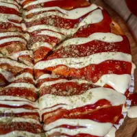آشپزخانه و سالندار و پیک موتوری