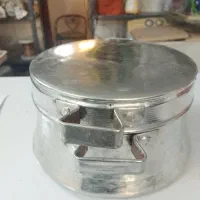 دیگ مسی و هاون برنجی با هم ۵ میلیون