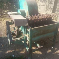 خرمنکوب بادی در حد نو|ماشین‌آلات صنعتی|دینور, |دیوار