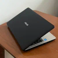 لپ تاپ ایسوز خونگی در حد نو  قیمت خوب