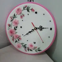 ساعت رومیزی گلدوزی شده